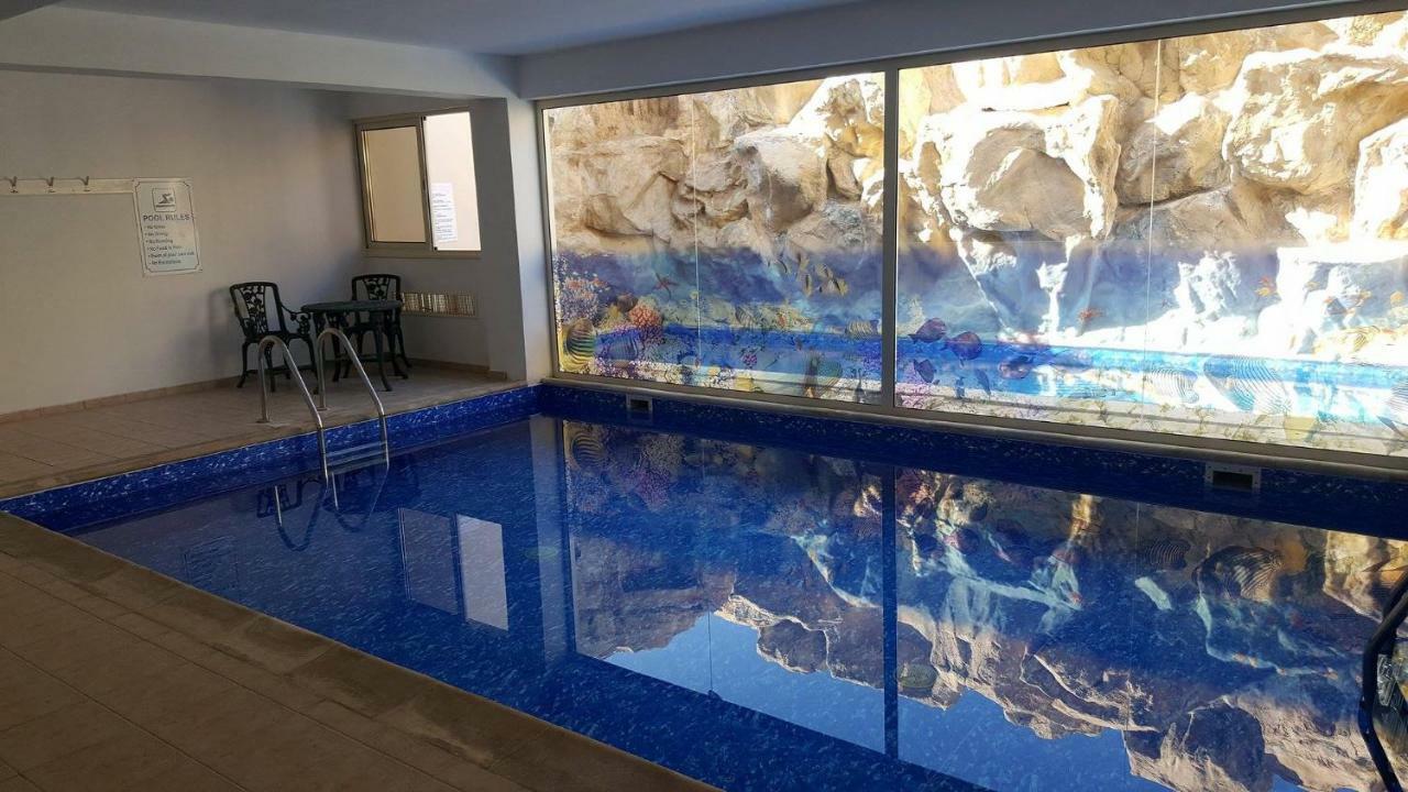 2 Bedroom Poolside Apartment E9 Peja Zewnętrze zdjęcie